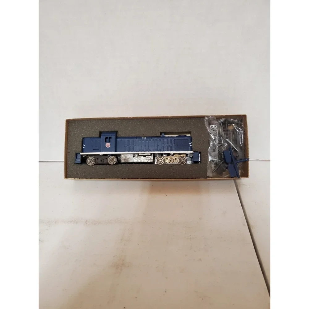 Vintage Roundhouse HO Rs3 Diesel Locomotive #2361 NEW IN BOX